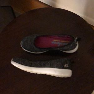 Sketchers flats, slightly worn